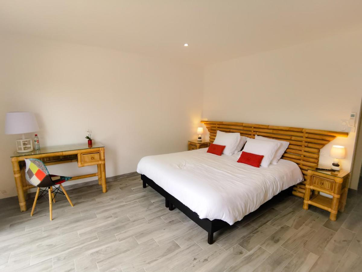 Bed and Breakfast Domaine Des Bois Argentes Saugirard Zewnętrze zdjęcie